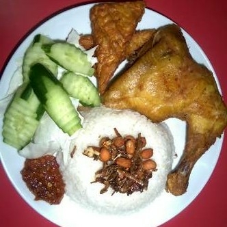 Nasi Lalapan Ayam