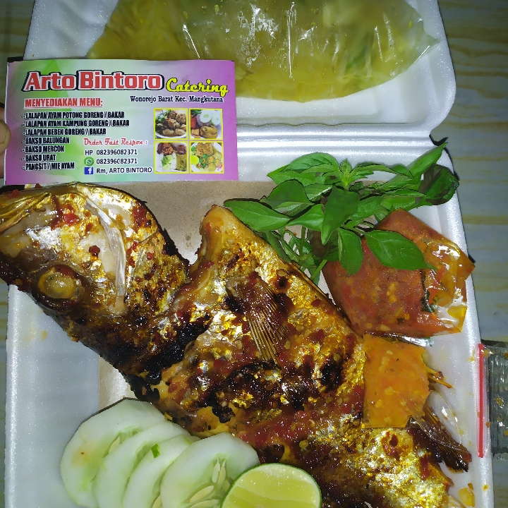 Nasi Lalapan Ikan Bakar 2