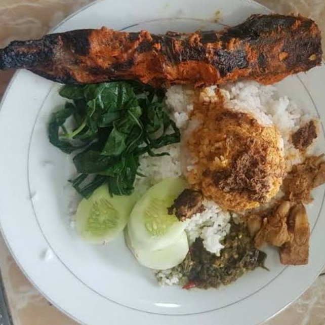 Nasi Lele Bakar