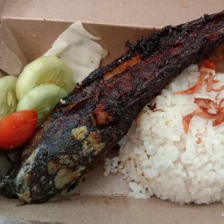Nasi Lele Bakar