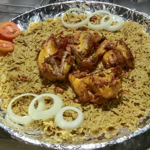 Nasi Mandhi Ayam Nampan