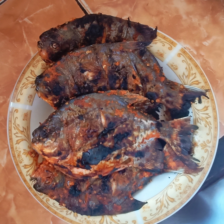 Nasi Padang Ikan Bawal Bakar 