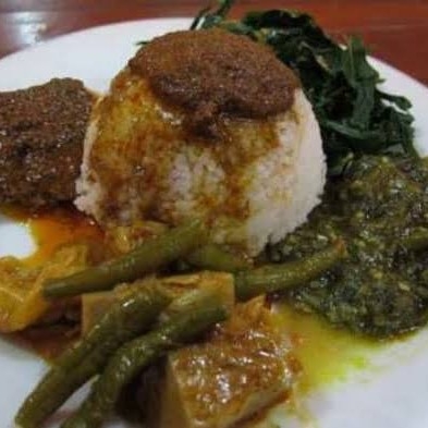 Nasi Padang Rendang