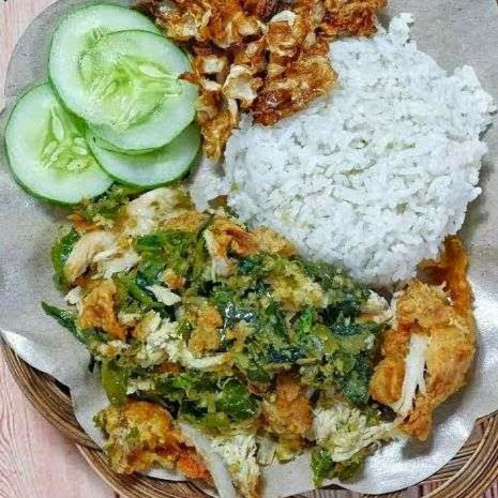 Nasi Paket Ayam Geprek Sambel Ijo