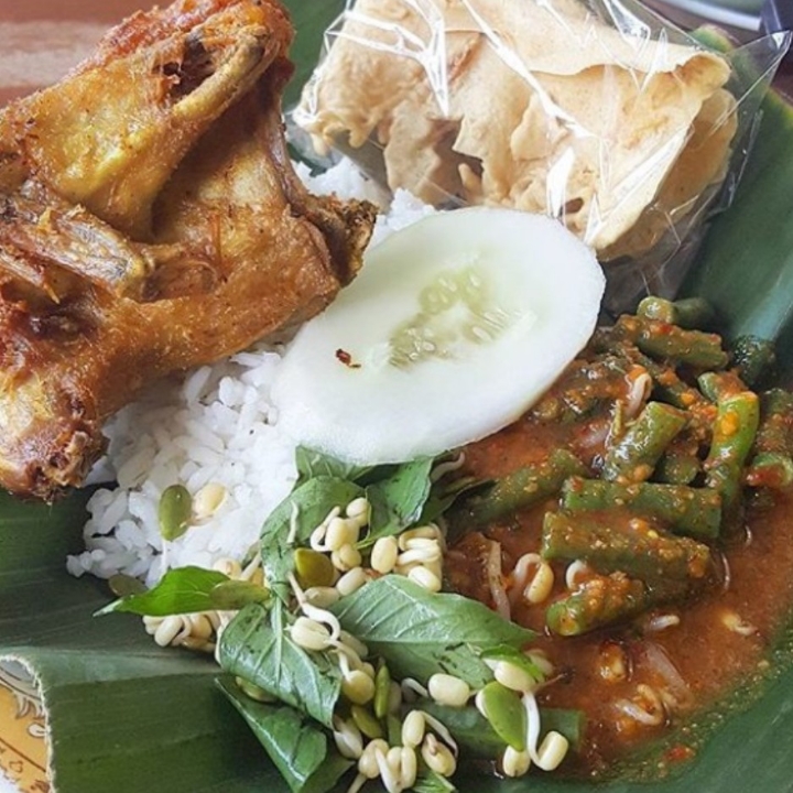 Nasi Pecel Ayam