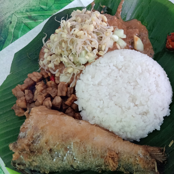 Nasi Pecel Bandeng Presto 