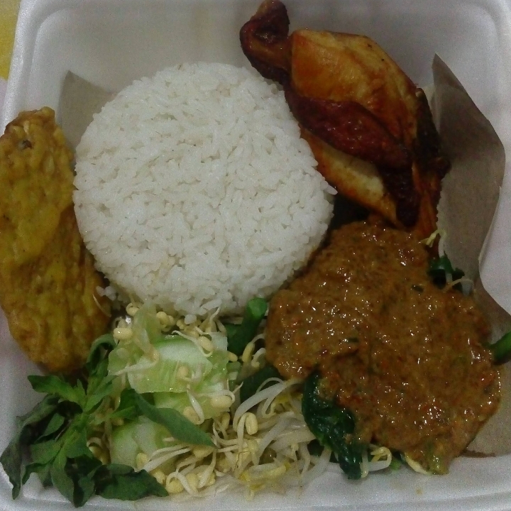 Nasi Pecel Khas Bojonegoro