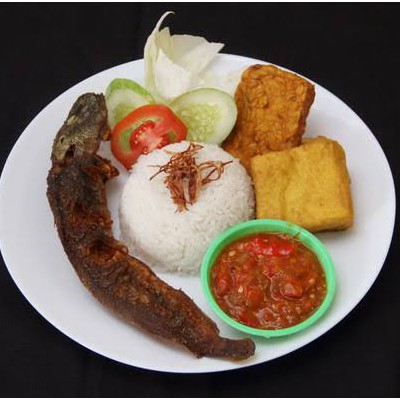 Nasi Pecel Lele Dan Es Teh Mas Pardi