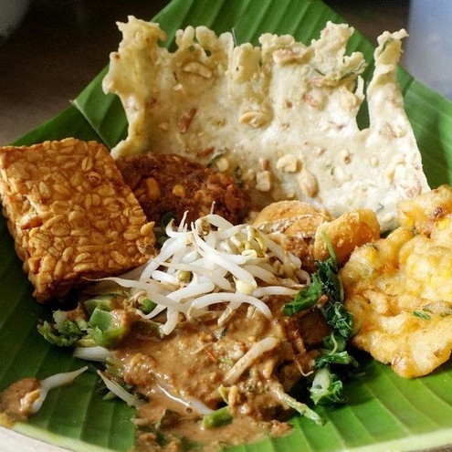 Nasi Pecel Peda Goreng