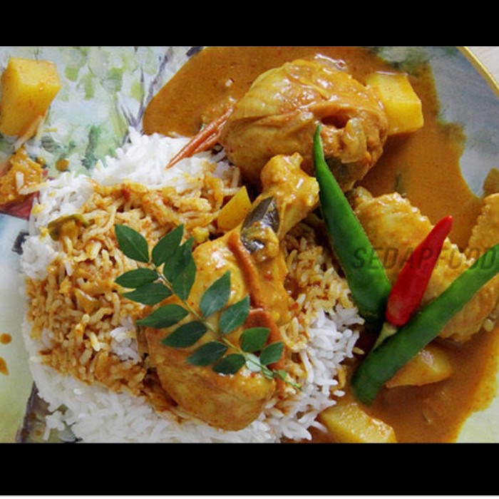 Nasi Putih Karih Ayam