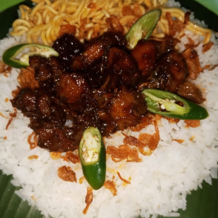 Nasi Putih Sambal Goreng Daging
