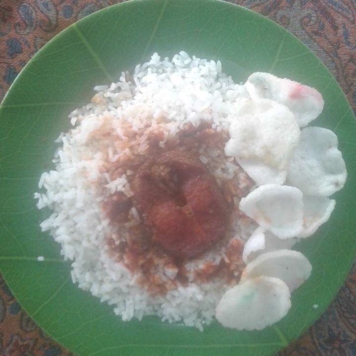 Nasi Putih Lauk Telur Ayam