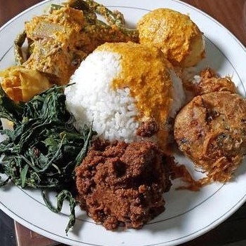 Nasi Rendang Telur Perkedel