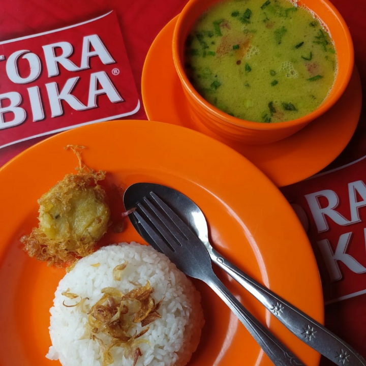 Nasi Soto Ayam Plus Nasi