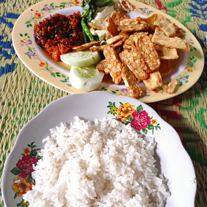 Nasi Tahu Tempe