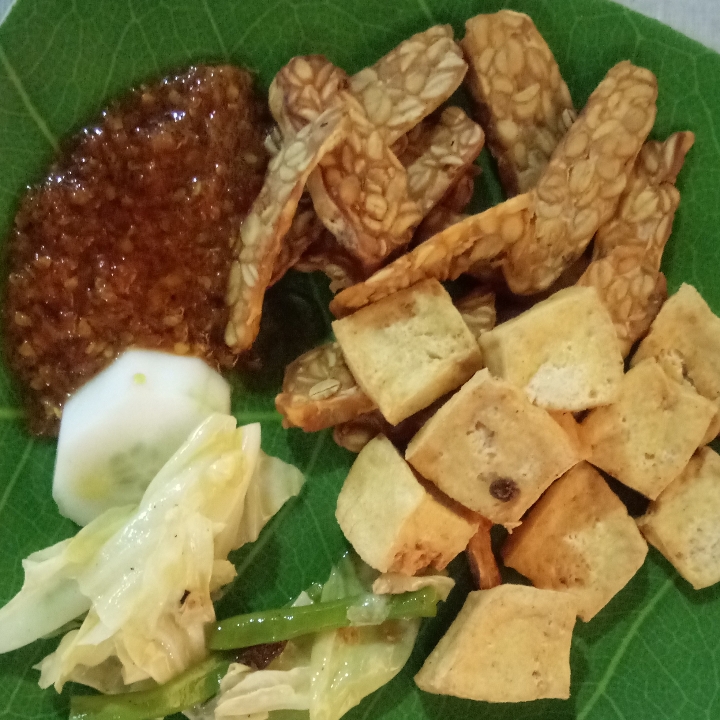 Nasi Tahu Tempe Goreng
