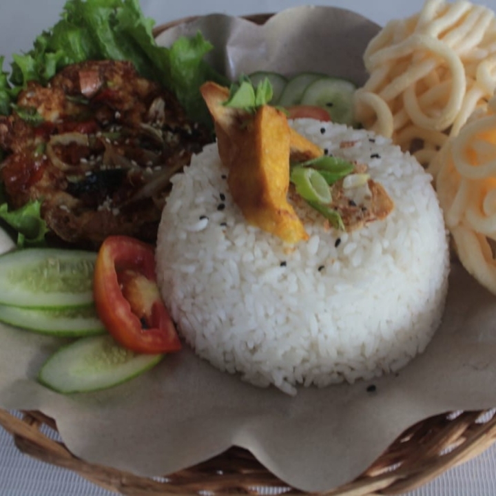 Nasi Telor Beledag