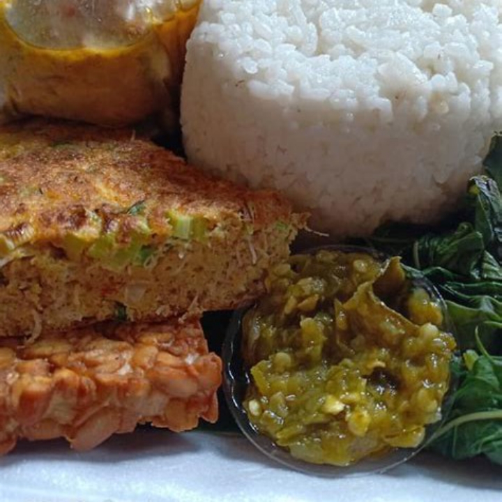 Nasi Telor Dadar