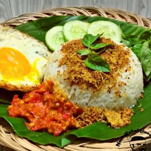 Nasi Telor Dadar