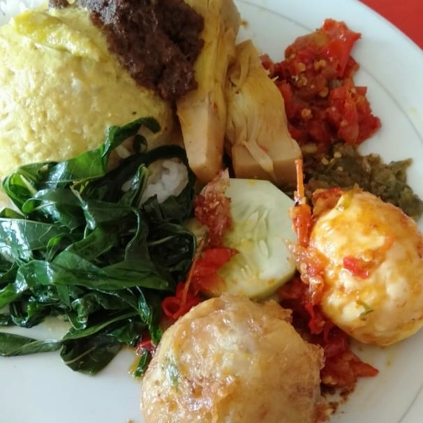 Nasi Telor Perkedek