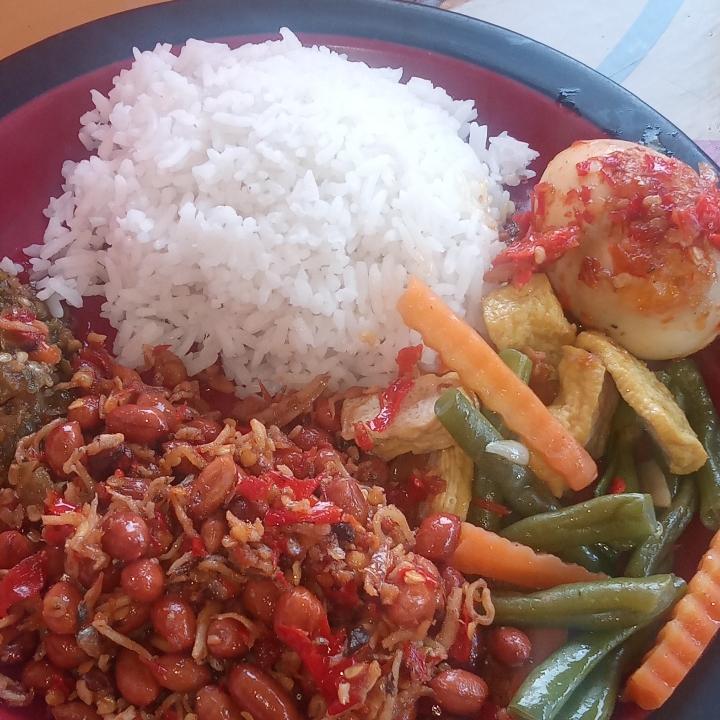 Nasi Telorbalado Sayur Teri Kacang