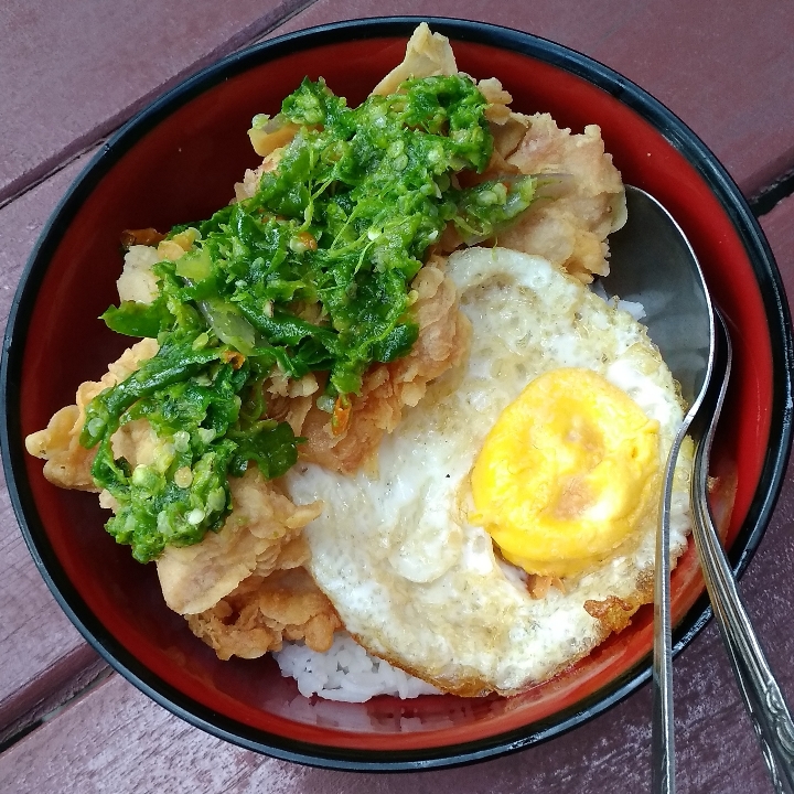 Nasi Telur Bola Ayam Sambal Ijo