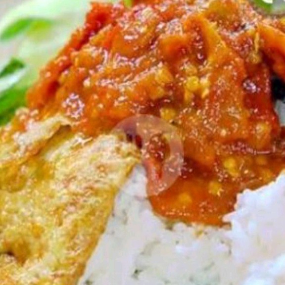 Nasi Telur Penyet Viral