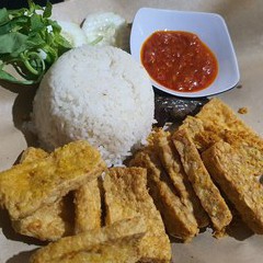 Nasi Tempe Penyet