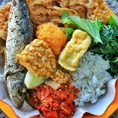 Nasi Tempong Bu Sehani