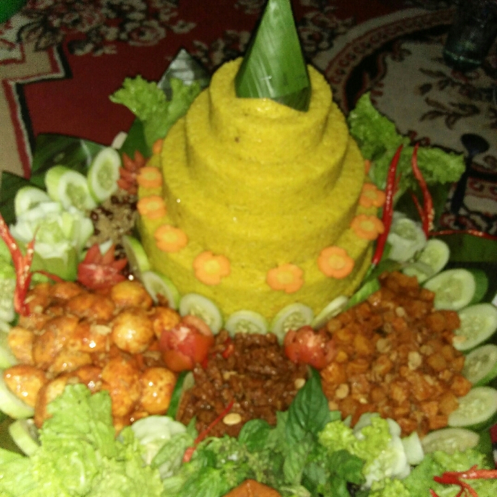Nasi Tumpeng Raos Paket Komplit