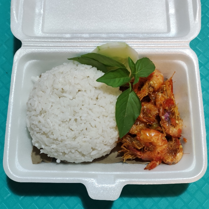 Nasi Udang Sambal Pedas Sayur