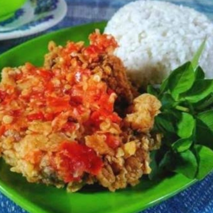 Nasi Uduk Ayam Geprek