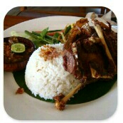 Nasi Uduk Bebek Lalapan