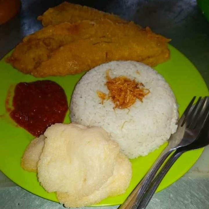 Nasi Uduk Dan Tempe 