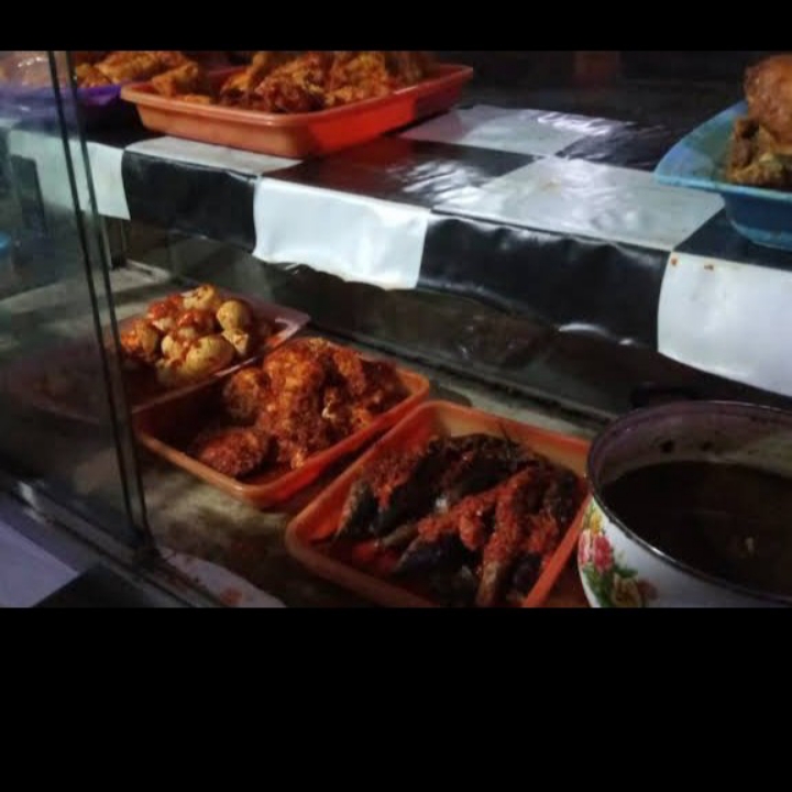 Nasi Uduk Ikan Bandeng