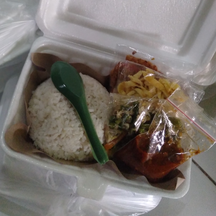 Nasi Uduk Murmer