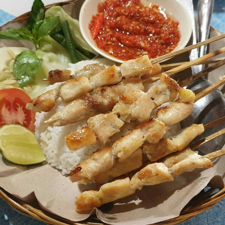 Nasi Uduk Sate Thaican