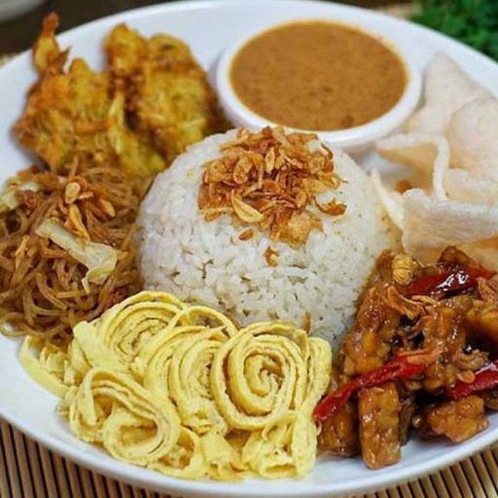 Nasi Uduk Telor