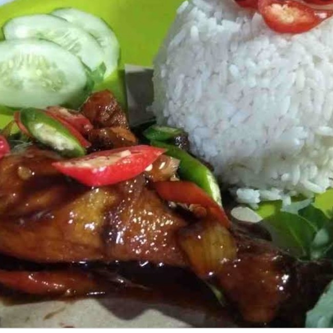 Nasi ayam kecap