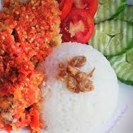 Nasi ayam pedas kampung