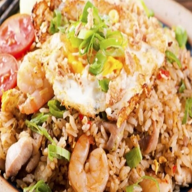 Nasi goreng telur bebek