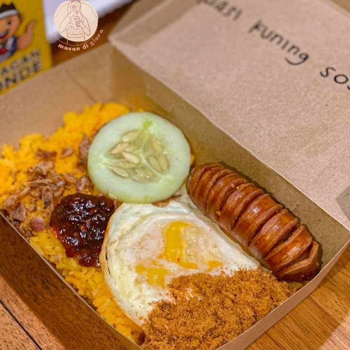 Nasi kuning Sosis Bratwurst