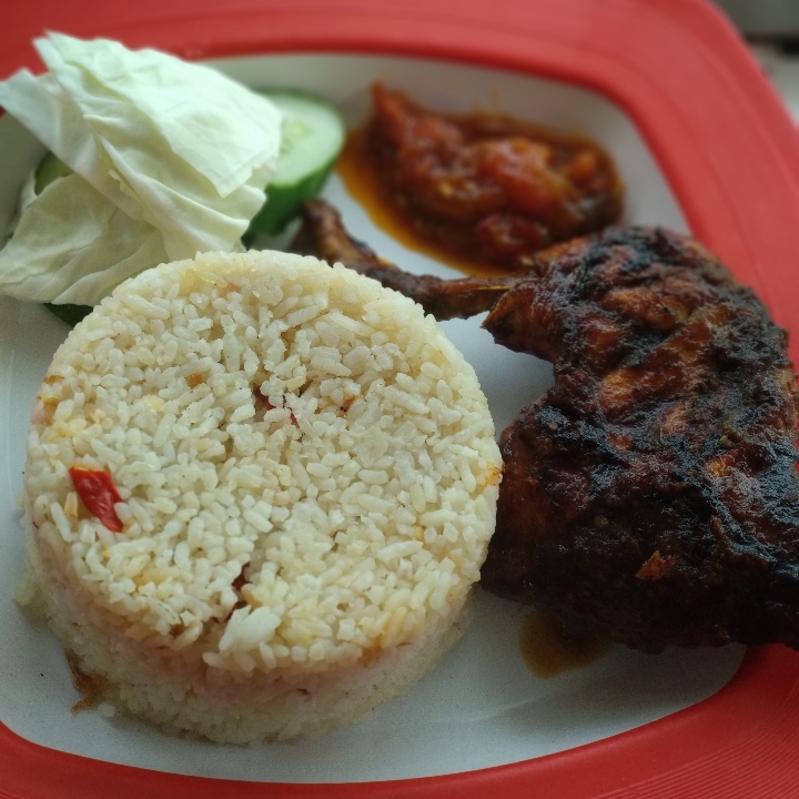 Nasiliwet Ayam Potong Bakar