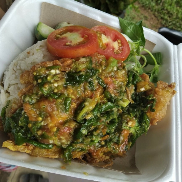 Nasiliwet Telor Goreng Sambel Ijo