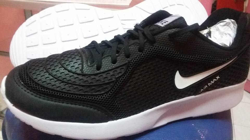 Nike Elastis