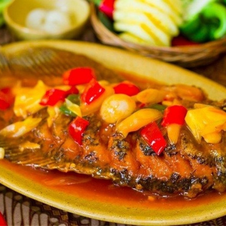 Nila Asam Manis