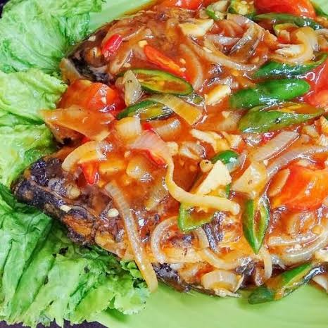 Nila Asam Manis