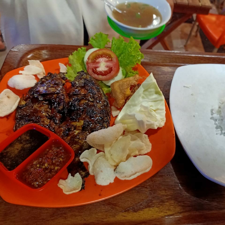 Nila Bakar Dan Nasi