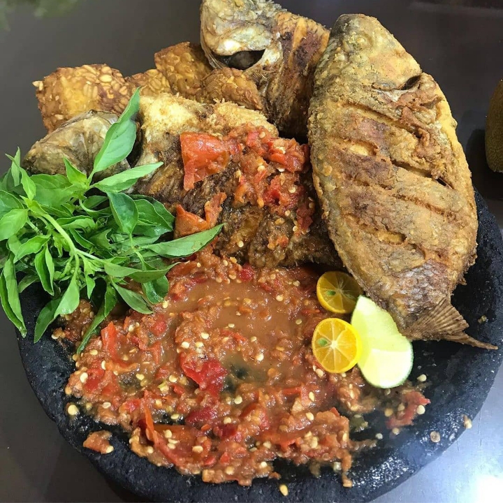 Nila Goreng Atau Bakar