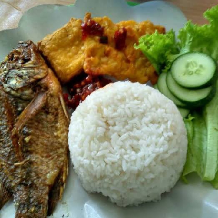 Nila Goreng Dengn Nasi